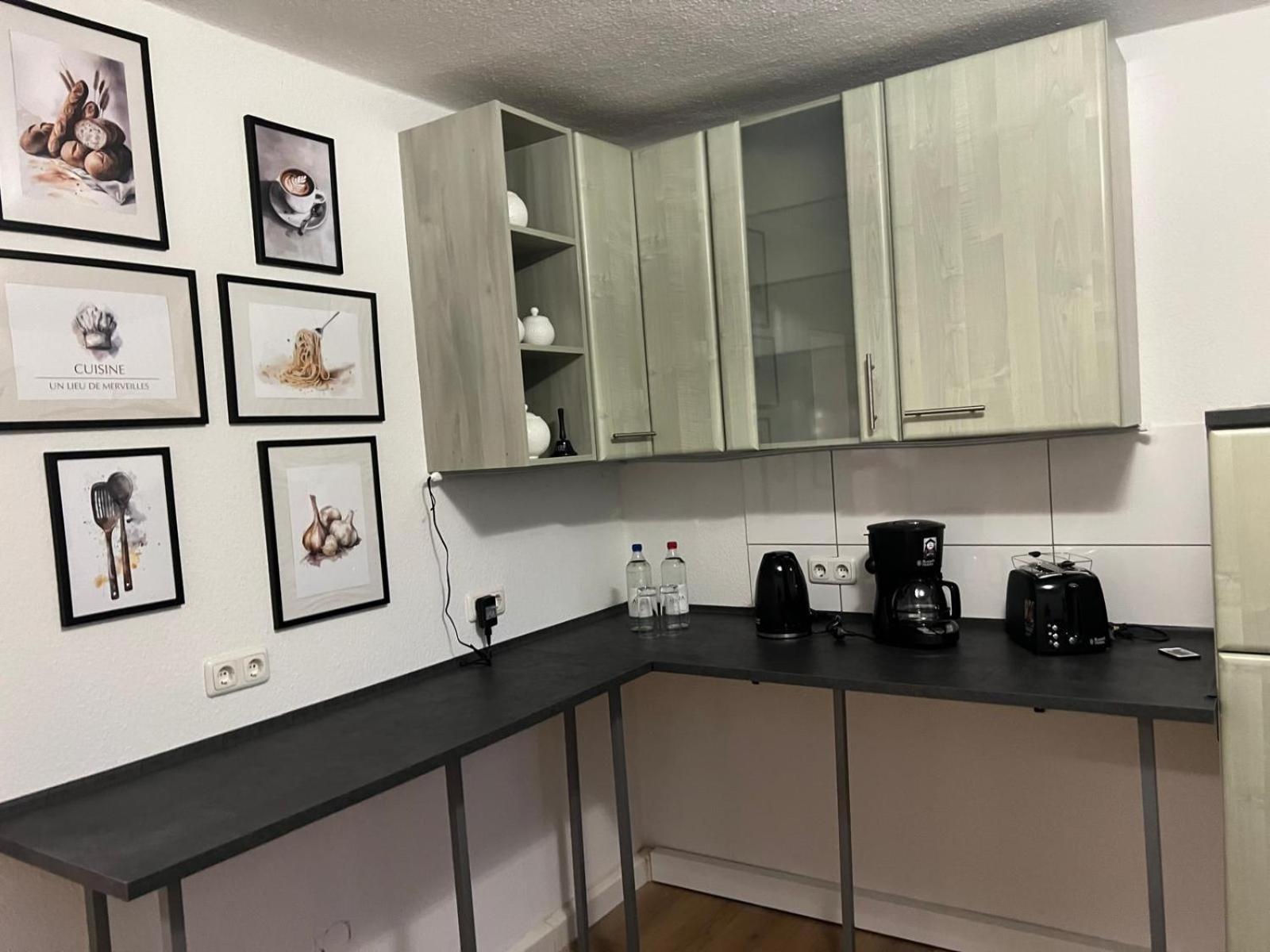 Schoene Und Sehr Zentrale Wohnung Im Herzen Von Гелзенкирхен Екстериор снимка